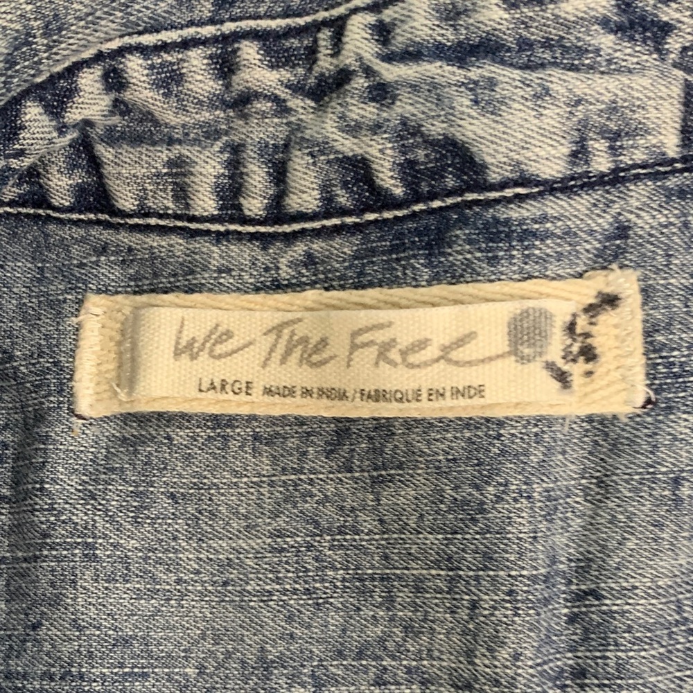 We The Free by Free People | Oversized Acid Wash Denim Button Up Top | Sz Large - Picture 8 of 10